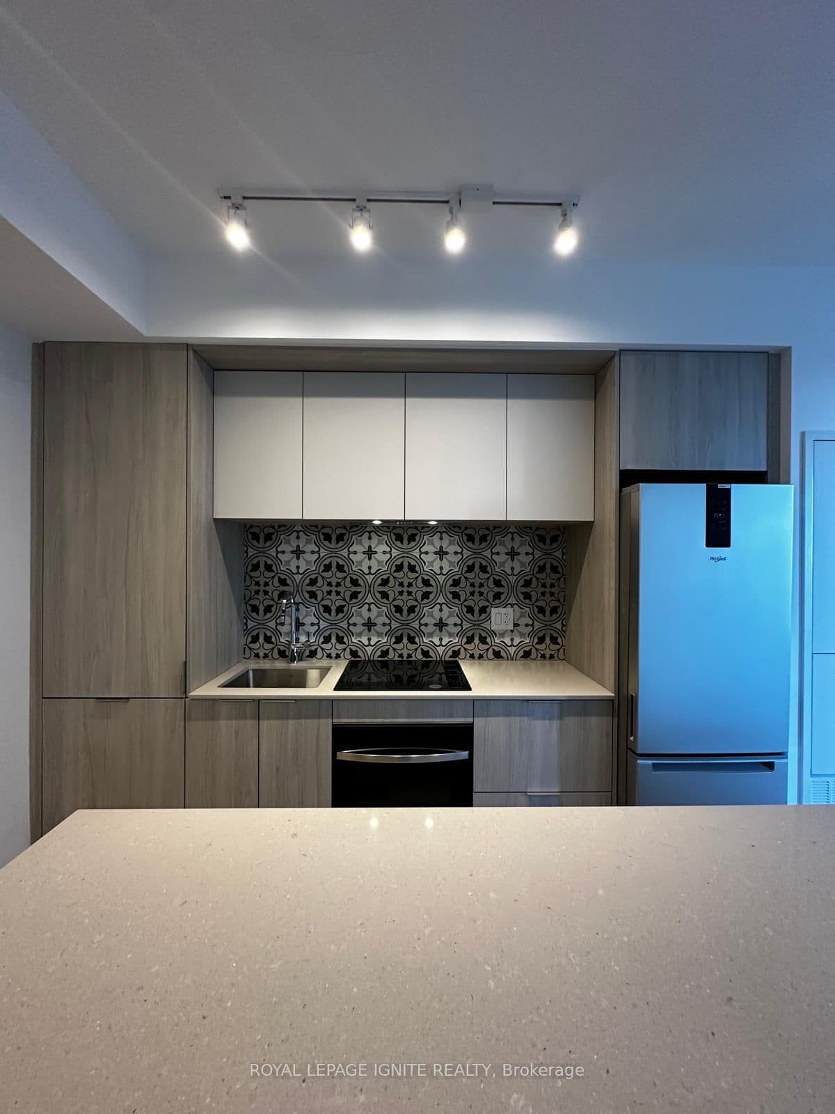 395 Square One Drive, Unit 1307 thumbnail 4