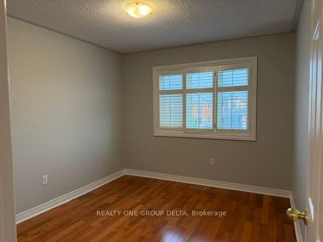 24 Arborview Crescent, Unit Upper thumbnail 37