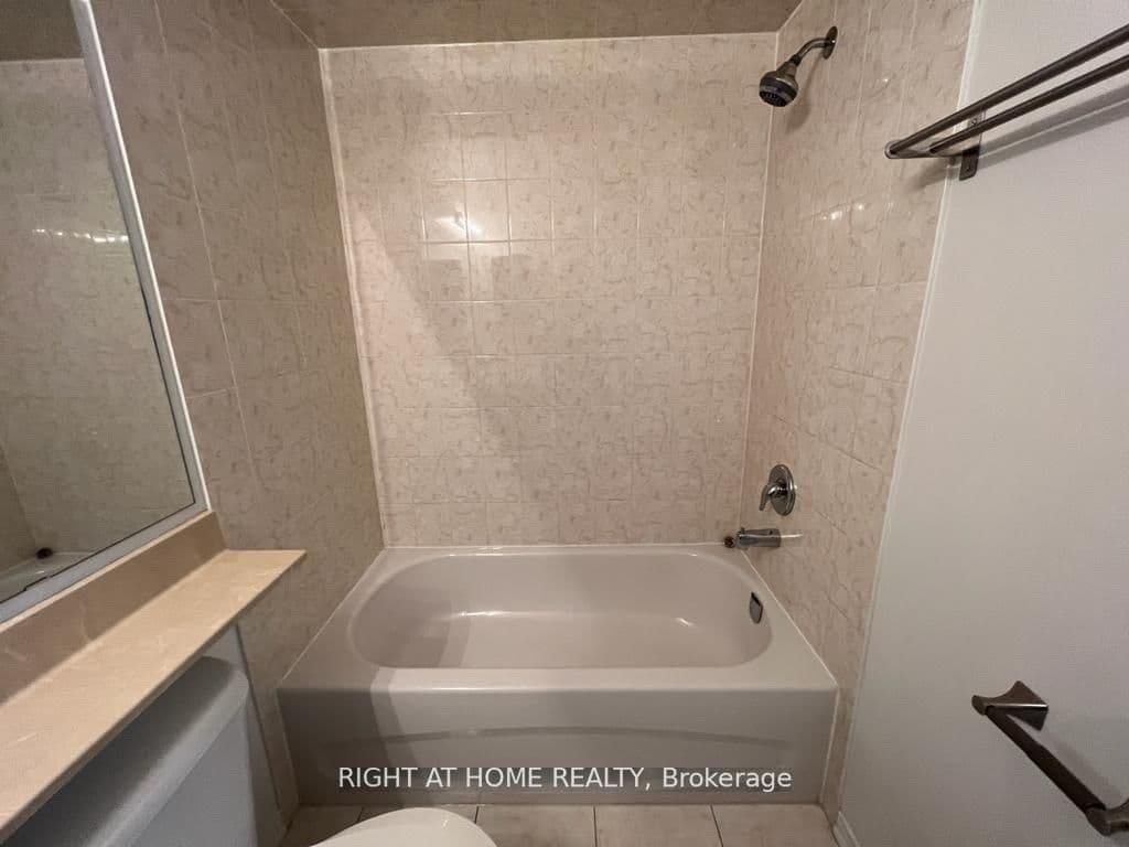 35 Hays Boulevard, Unit 10 thumbnail 13