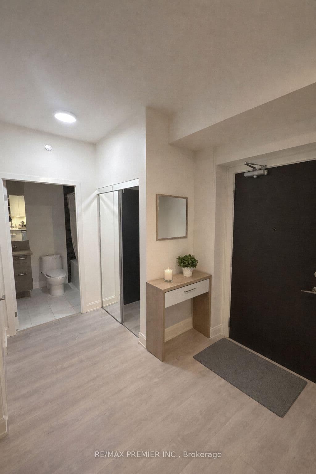 33 Shore Breeze Drive, Unit 1006 - Image 1
