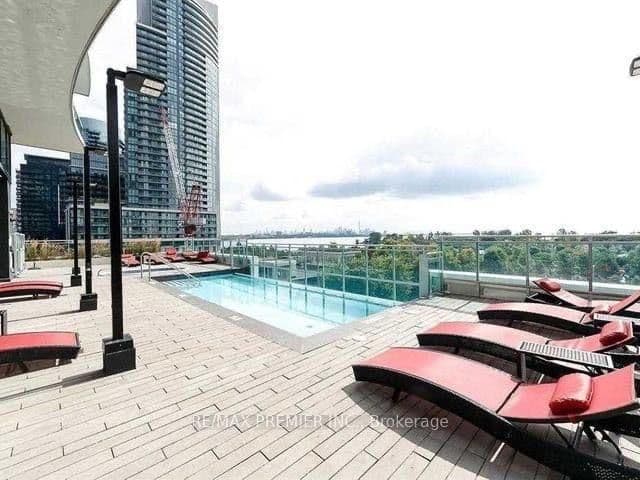 33 Shore Breeze Drive, Unit 1006 thumbnail 8