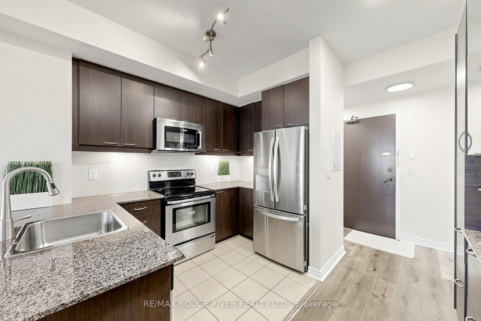 385 Prince Of Wales Drive, Unit 2903 thumbnail 15