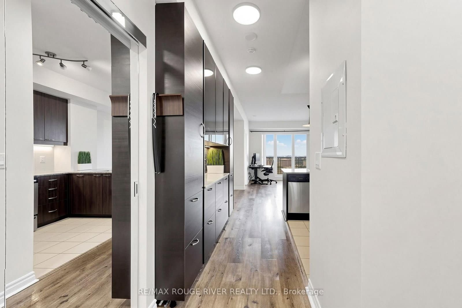 385 Prince Of Wales Drive, Unit 2903 thumbnail 28