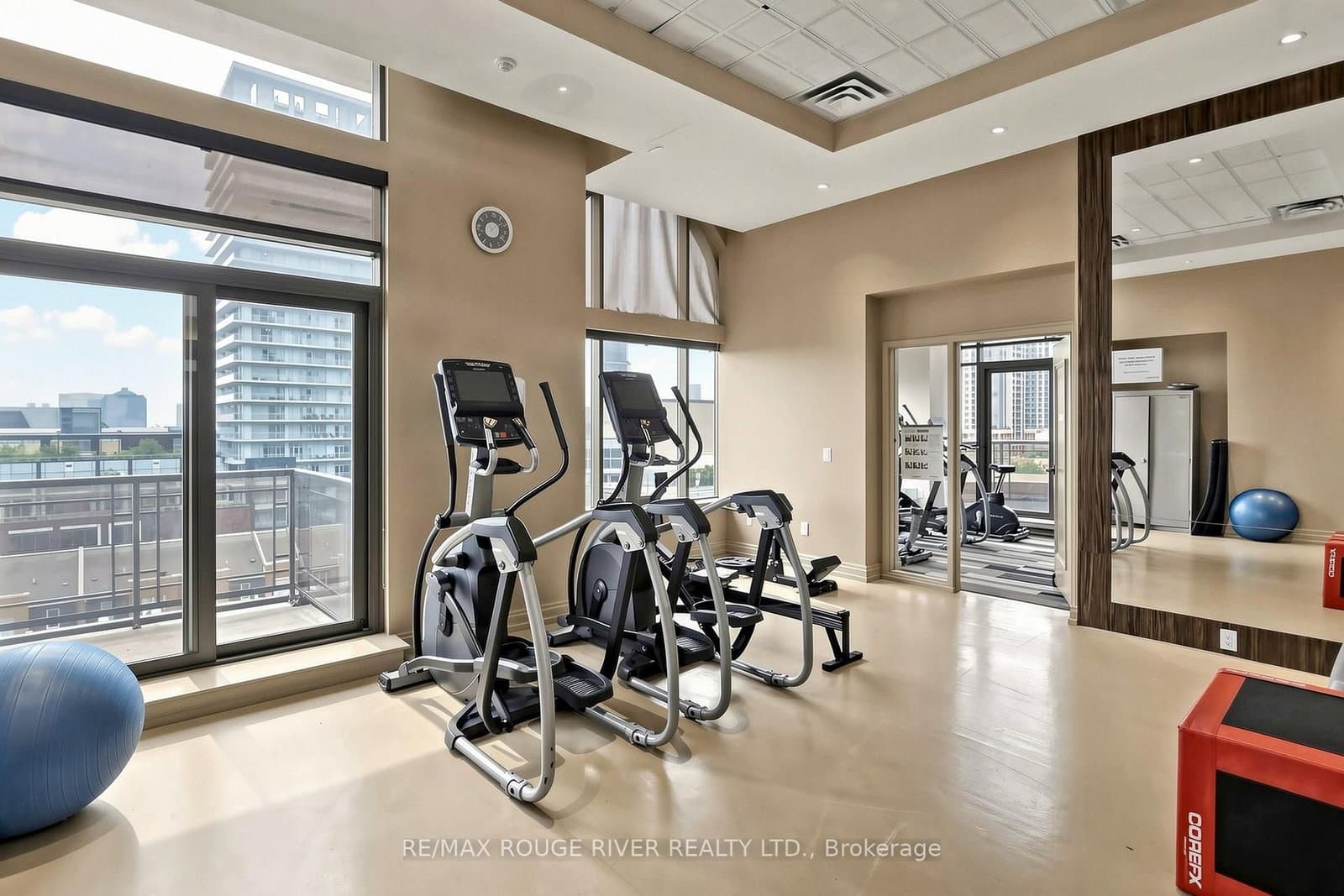 385 Prince Of Wales Drive, Unit 2903 thumbnail 39