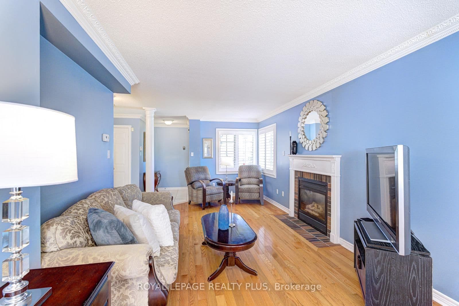 5658 Glen Erin Drive, Unit 1 thumbnail 10