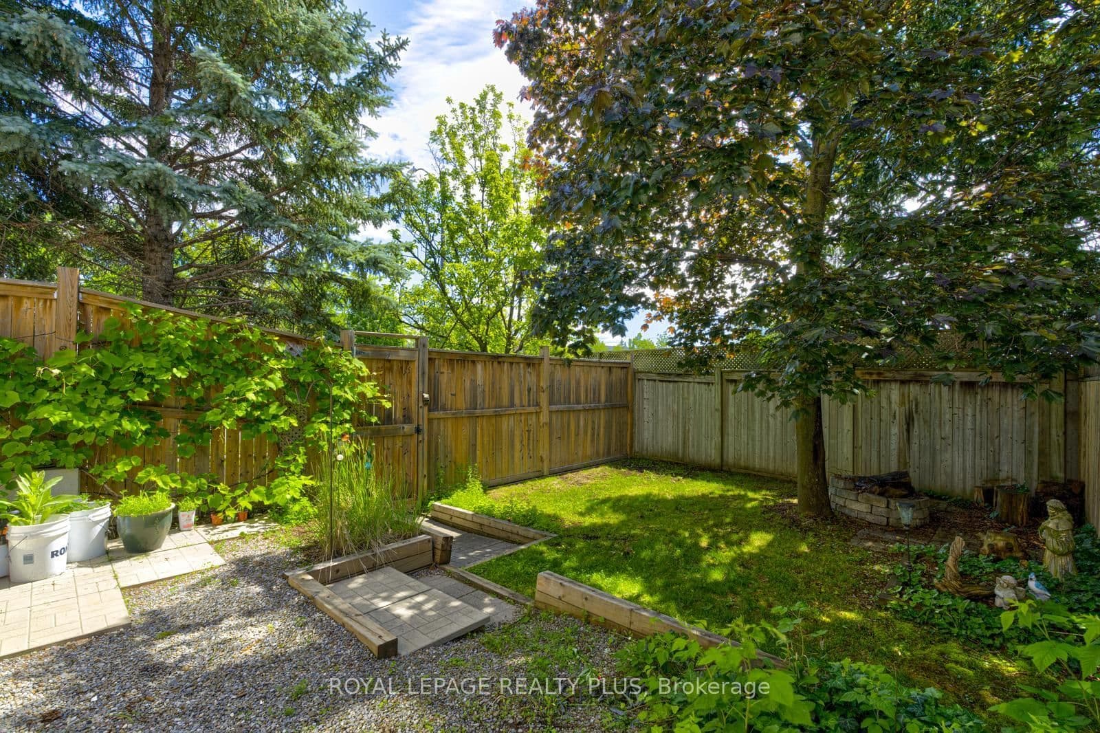 5658 Glen Erin Drive, Unit 1 thumbnail 41