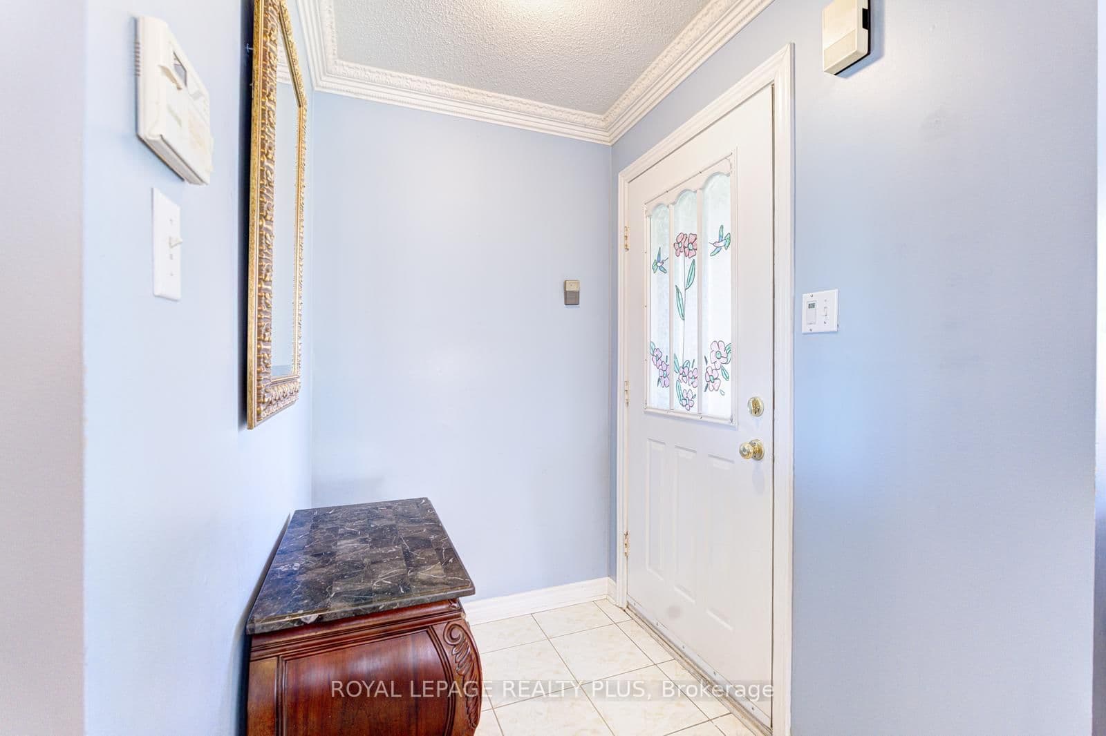 5658 Glen Erin Drive, Unit 1 thumbnail 6