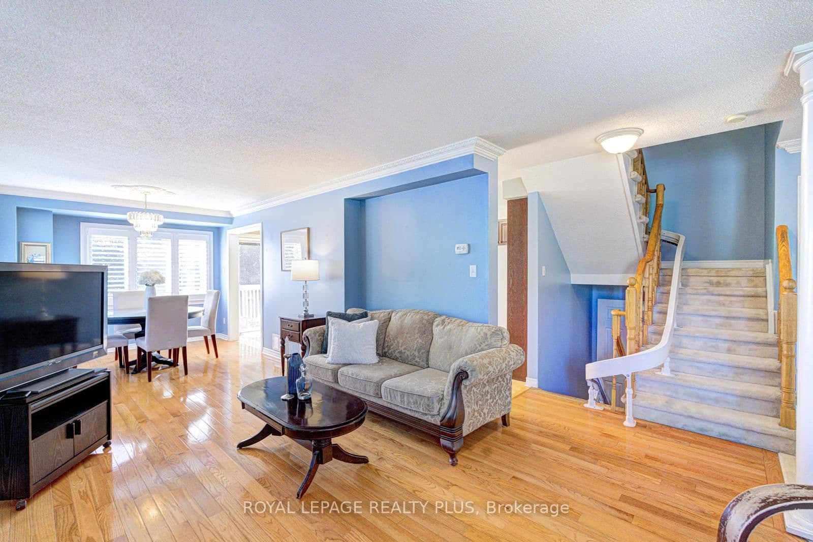 5658 Glen Erin Drive, Unit 1 thumbnail 9