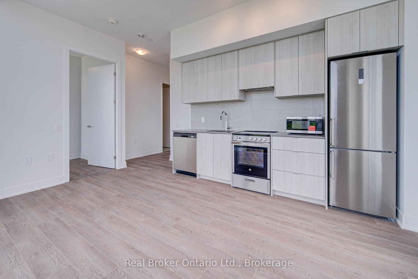 2088 James Street, Unit 1310 thumbnail 15