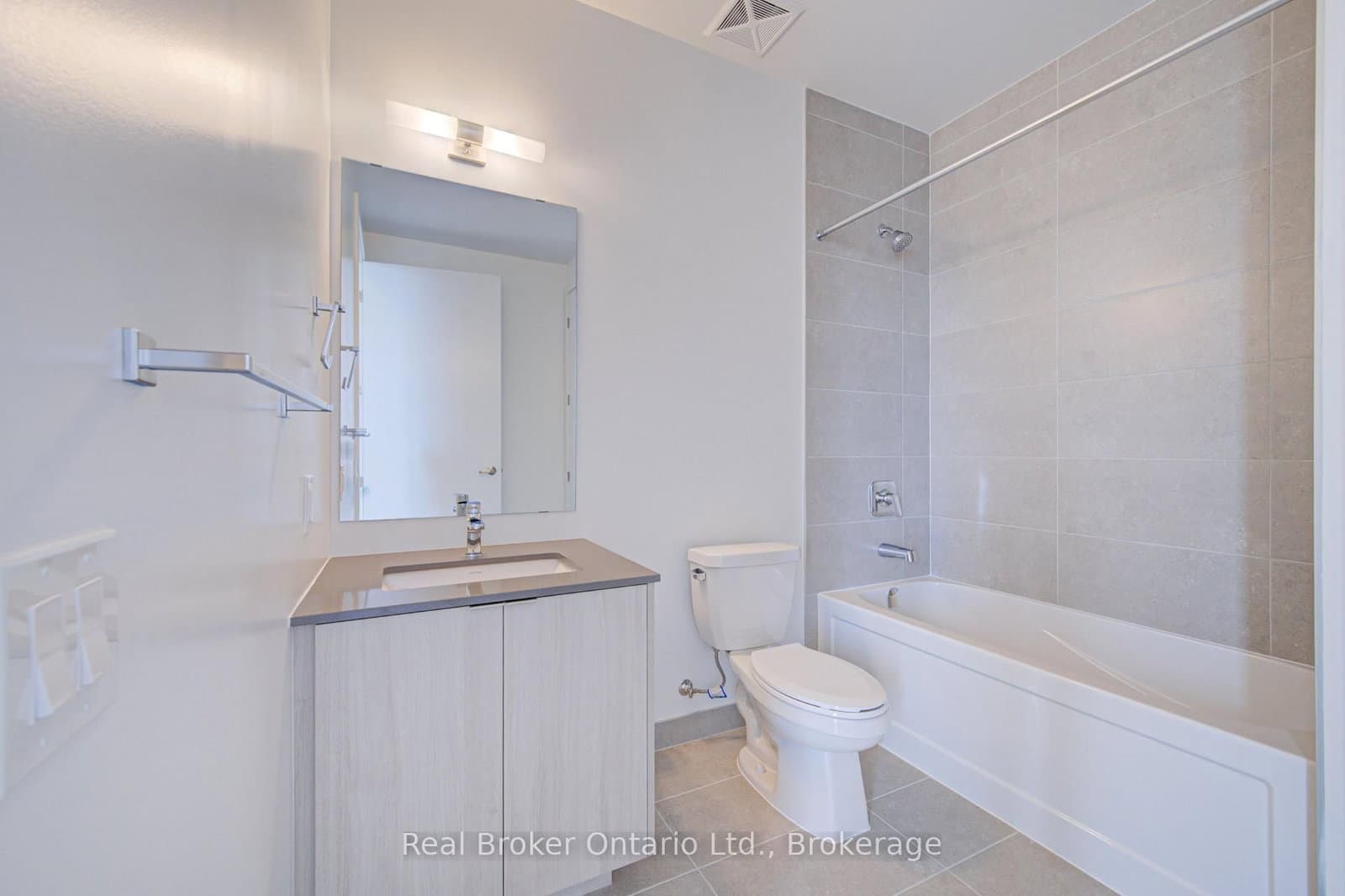 2088 James Street, Unit 1310 thumbnail 26