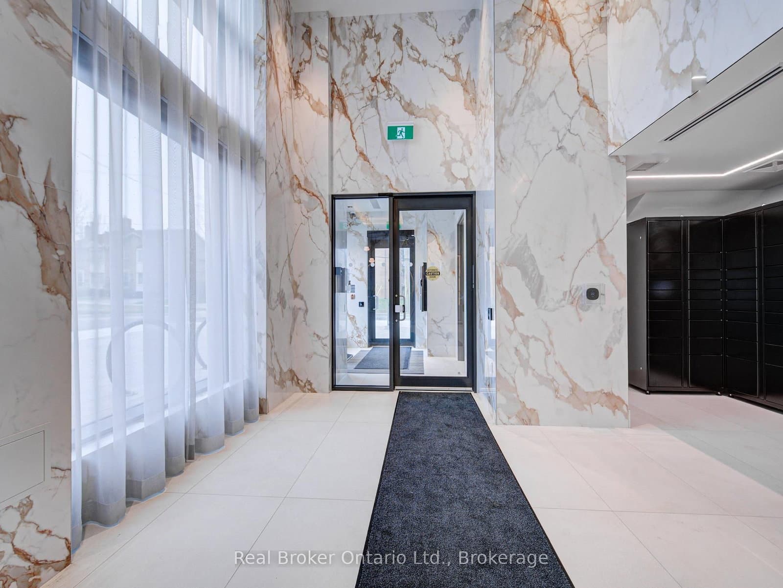 2088 James Street, Unit 1310 thumbnail 3