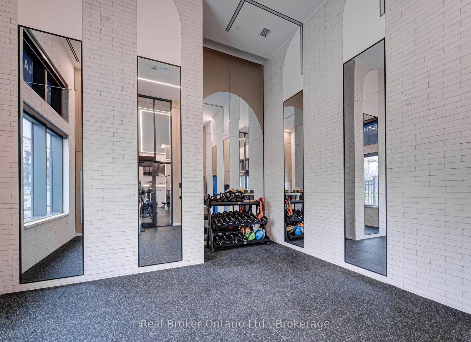 2088 James Street, Unit 1310 thumbnail 34
