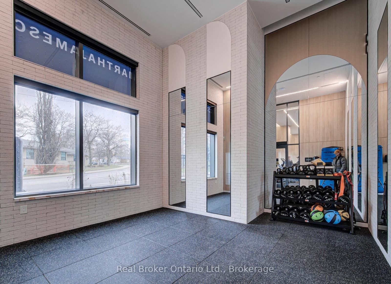 2088 James Street, Unit 1310 thumbnail 35