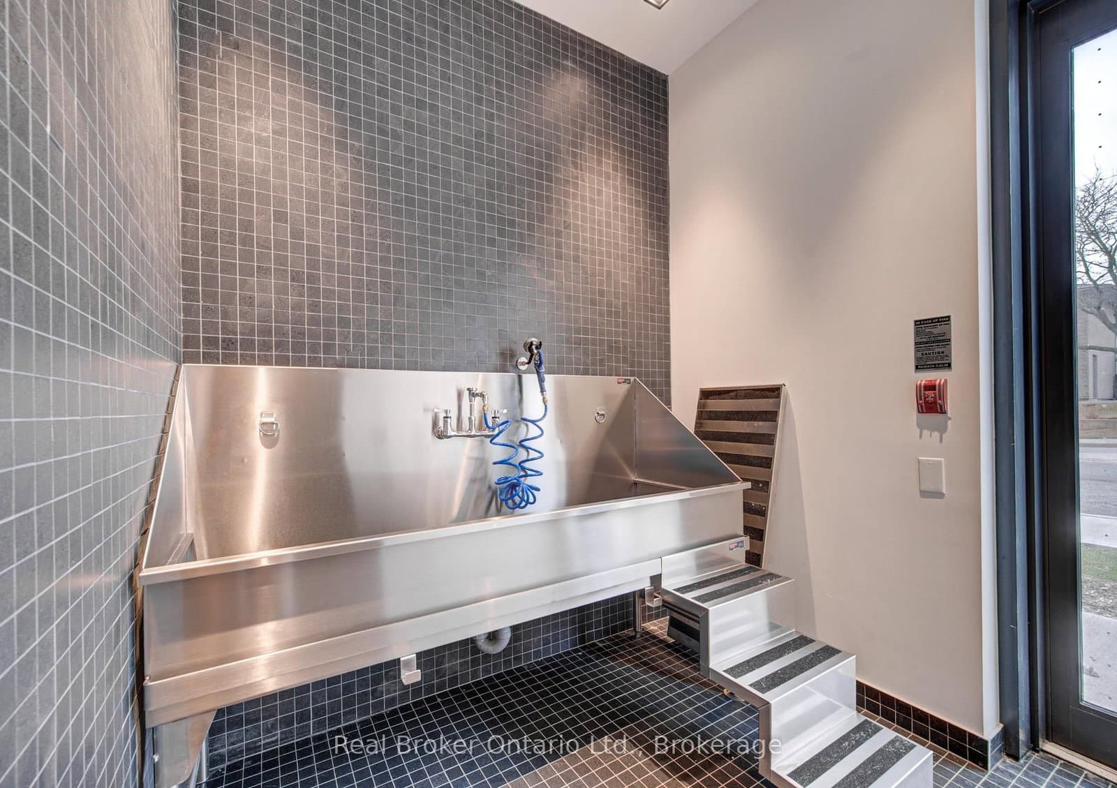 2088 James Street, Unit 1310 thumbnail 37
