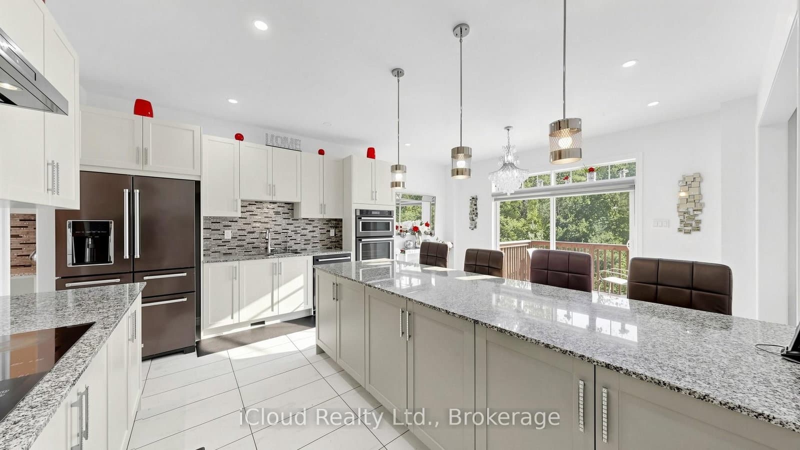 193 THORNBUSH Boulevard E thumbnail 14