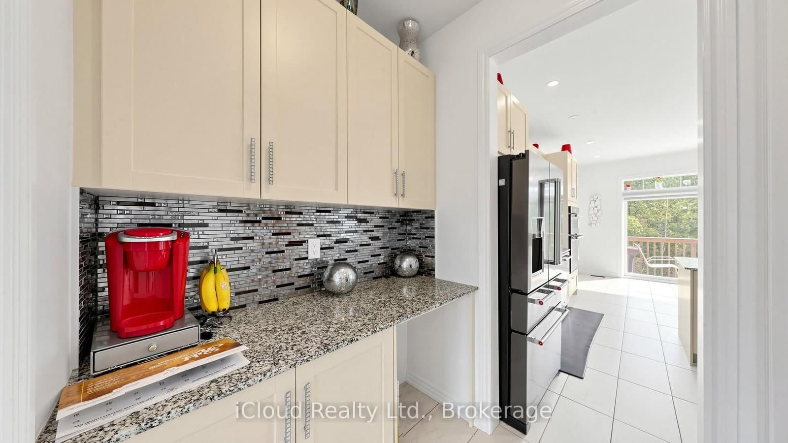 193 THORNBUSH Boulevard E thumbnail 18
