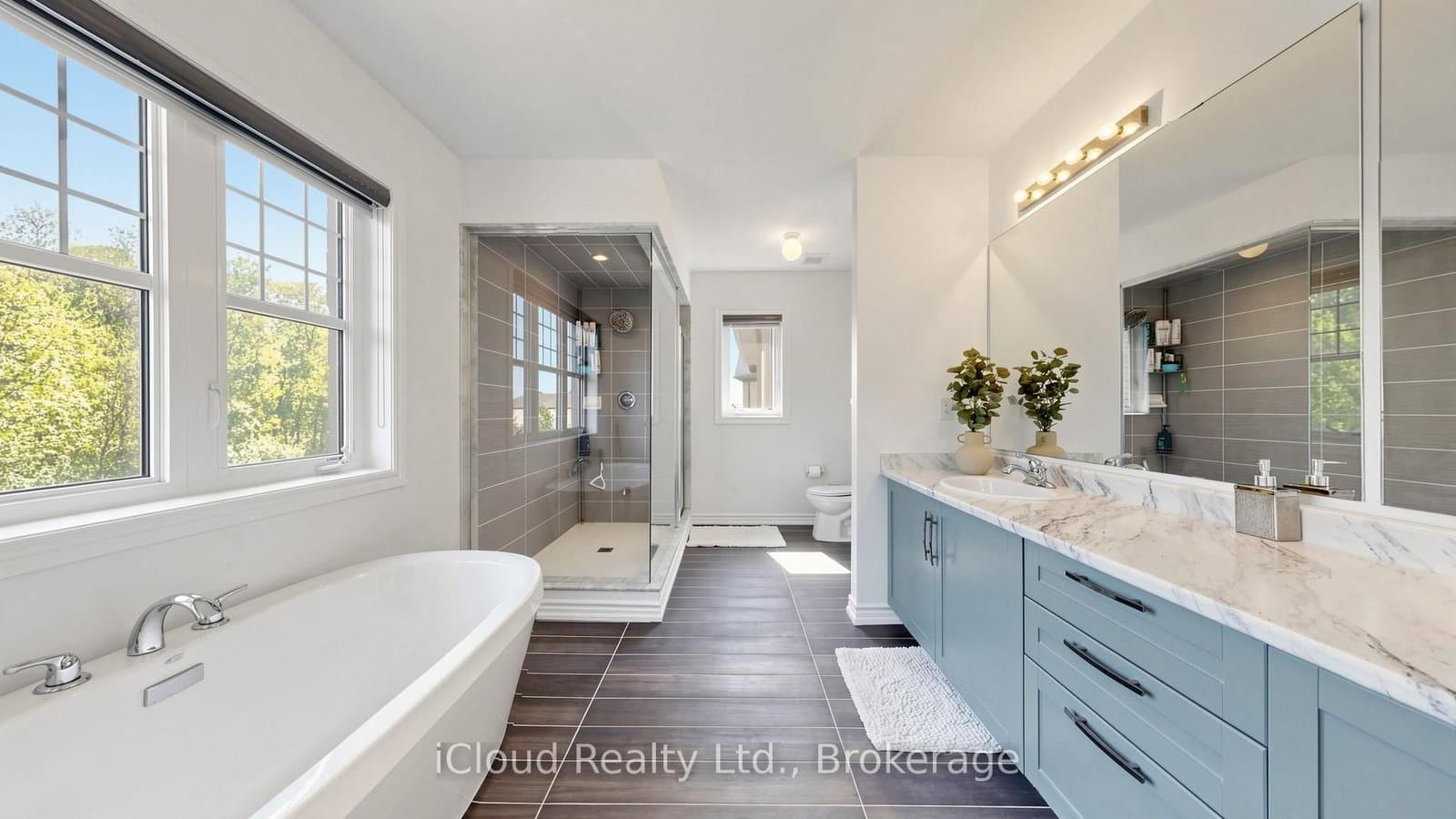 193 THORNBUSH Boulevard E thumbnail 26