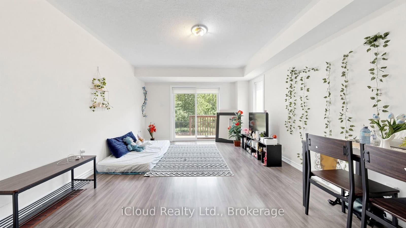 193 THORNBUSH Boulevard E thumbnail 34