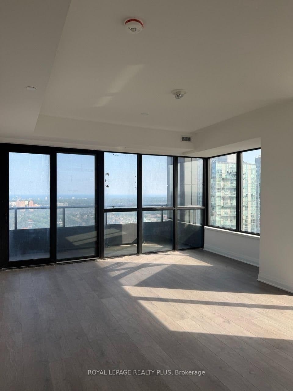 4015 The Exchange Drive, Unit 2704 thumbnail 4