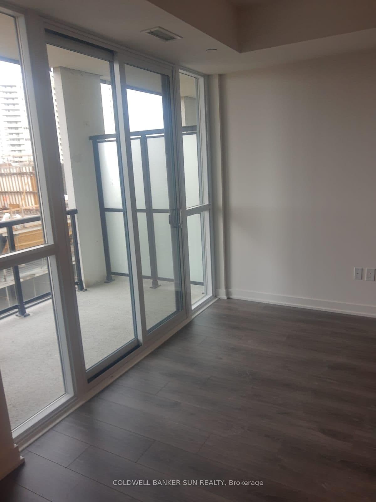 225 Malta Avenue, Unit 815 thumbnail 7