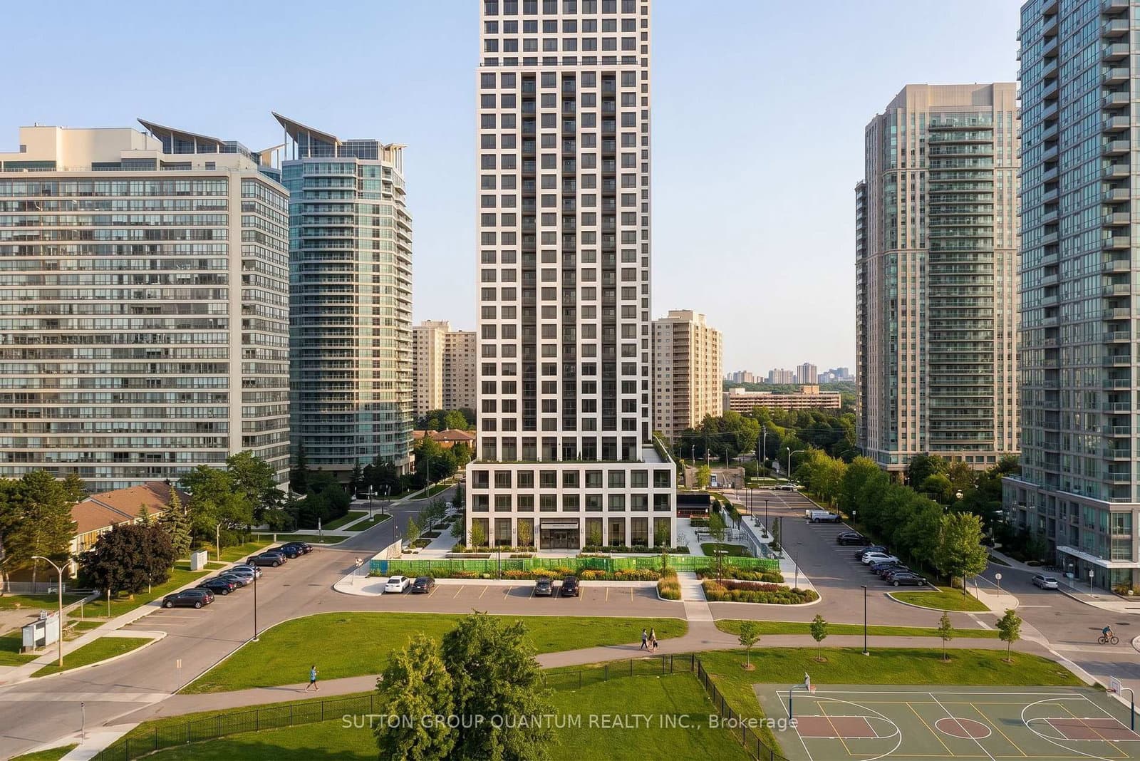 30 Elm Drive, Unit 1607 thumbnail 24