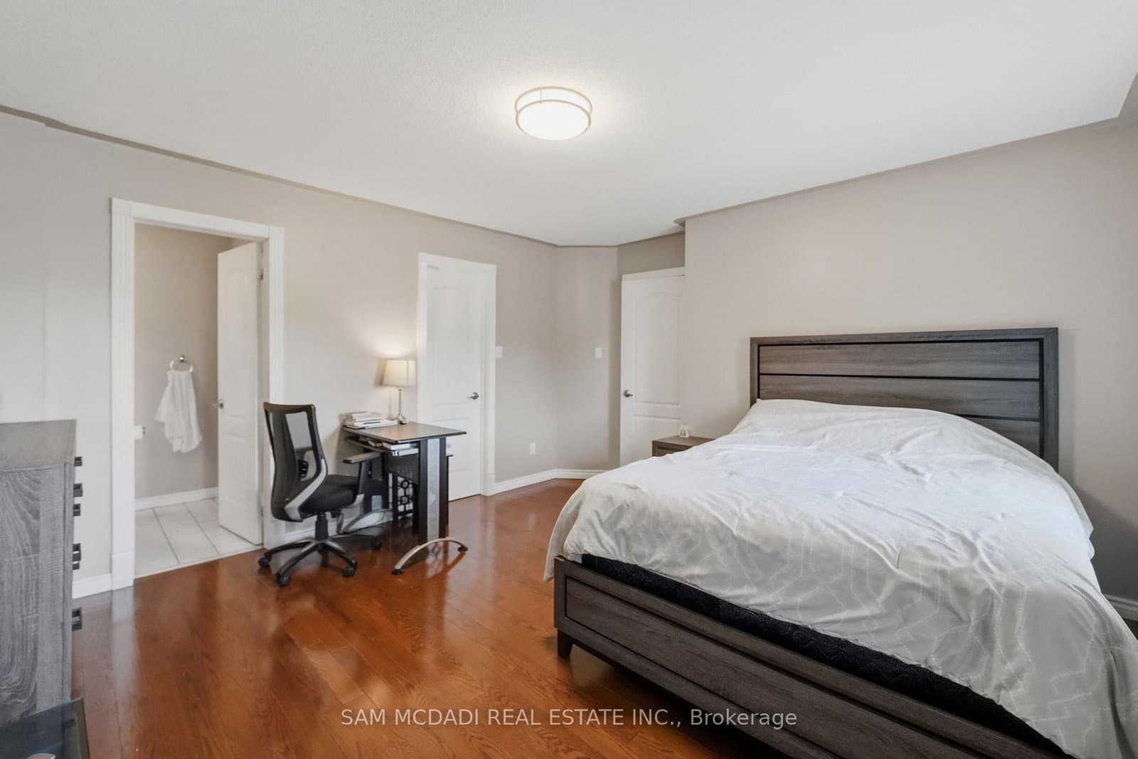 3605 Trelawny Circle thumbnail 26
