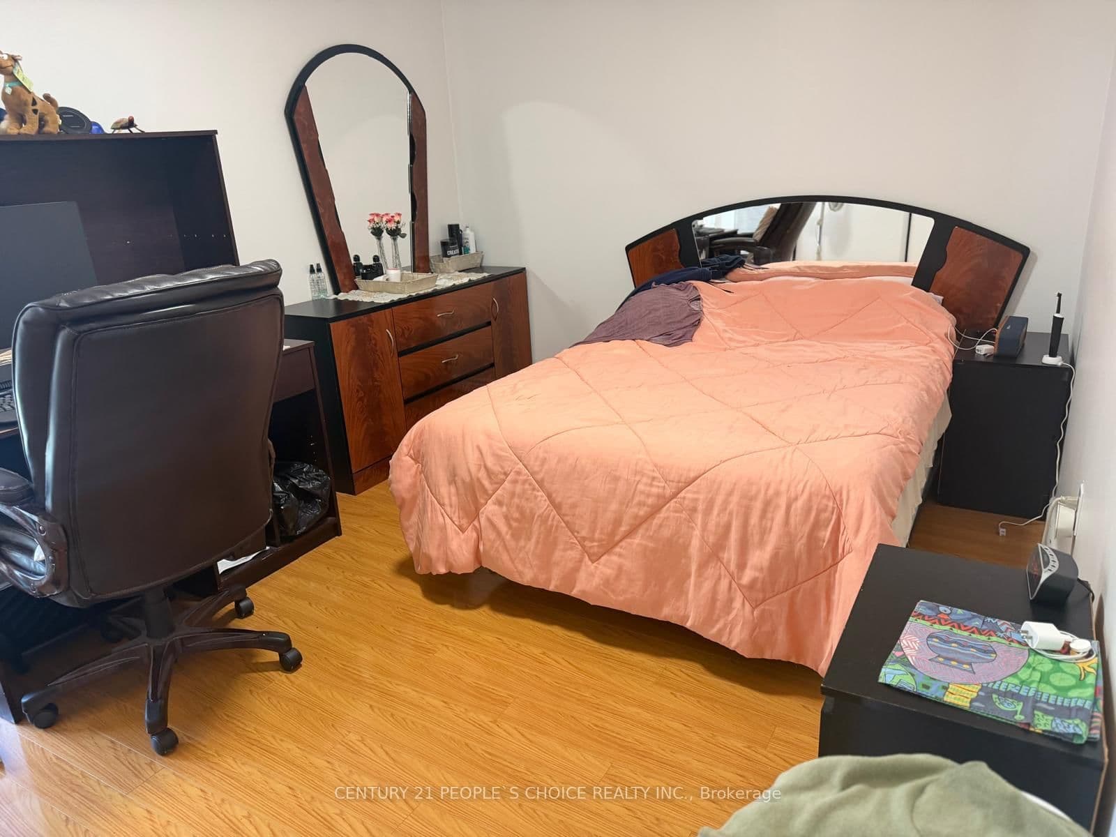 17 Knightsbridge Road, Unit 1205 thumbnail 31