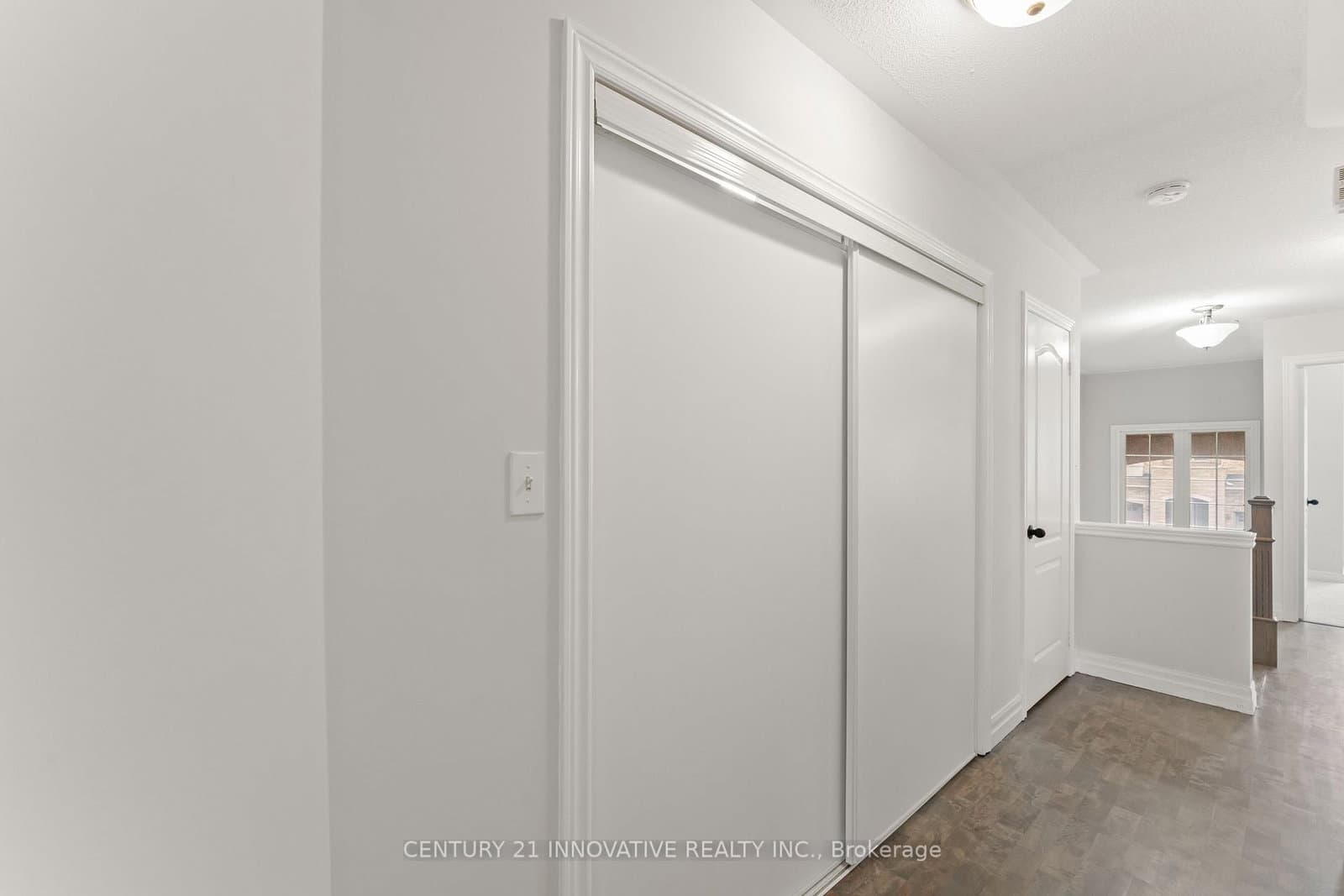 2442 Felhaber Crescent thumbnail 17