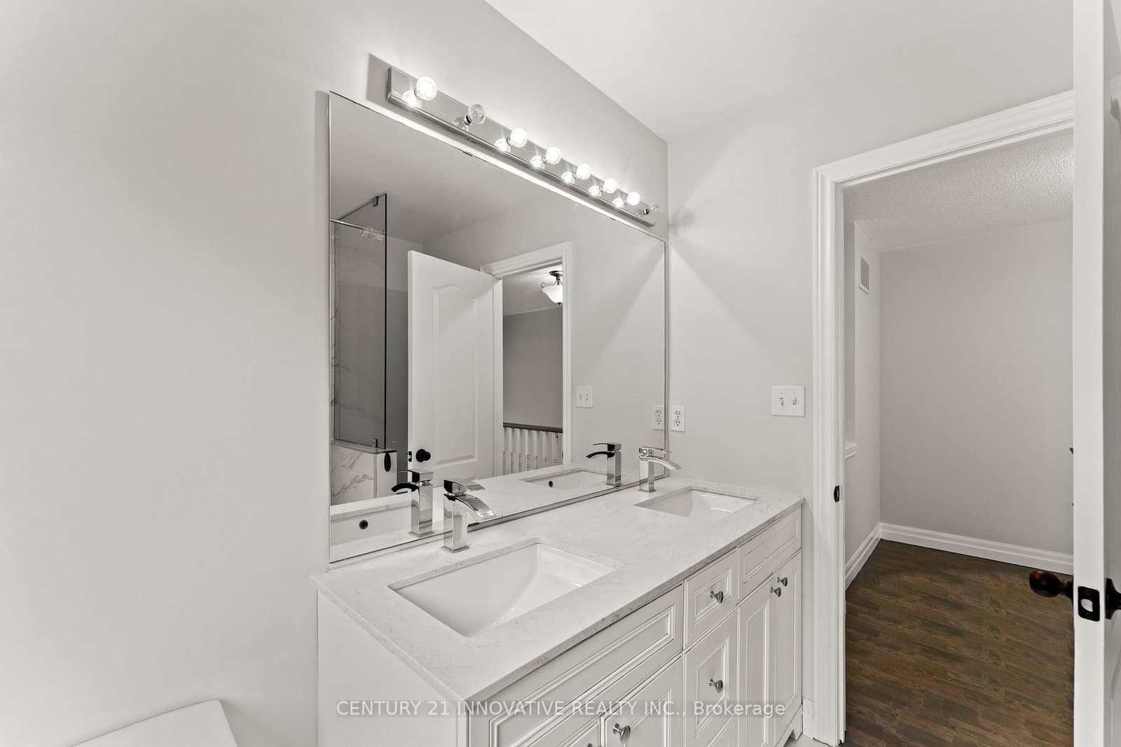 2442 Felhaber Crescent thumbnail 31