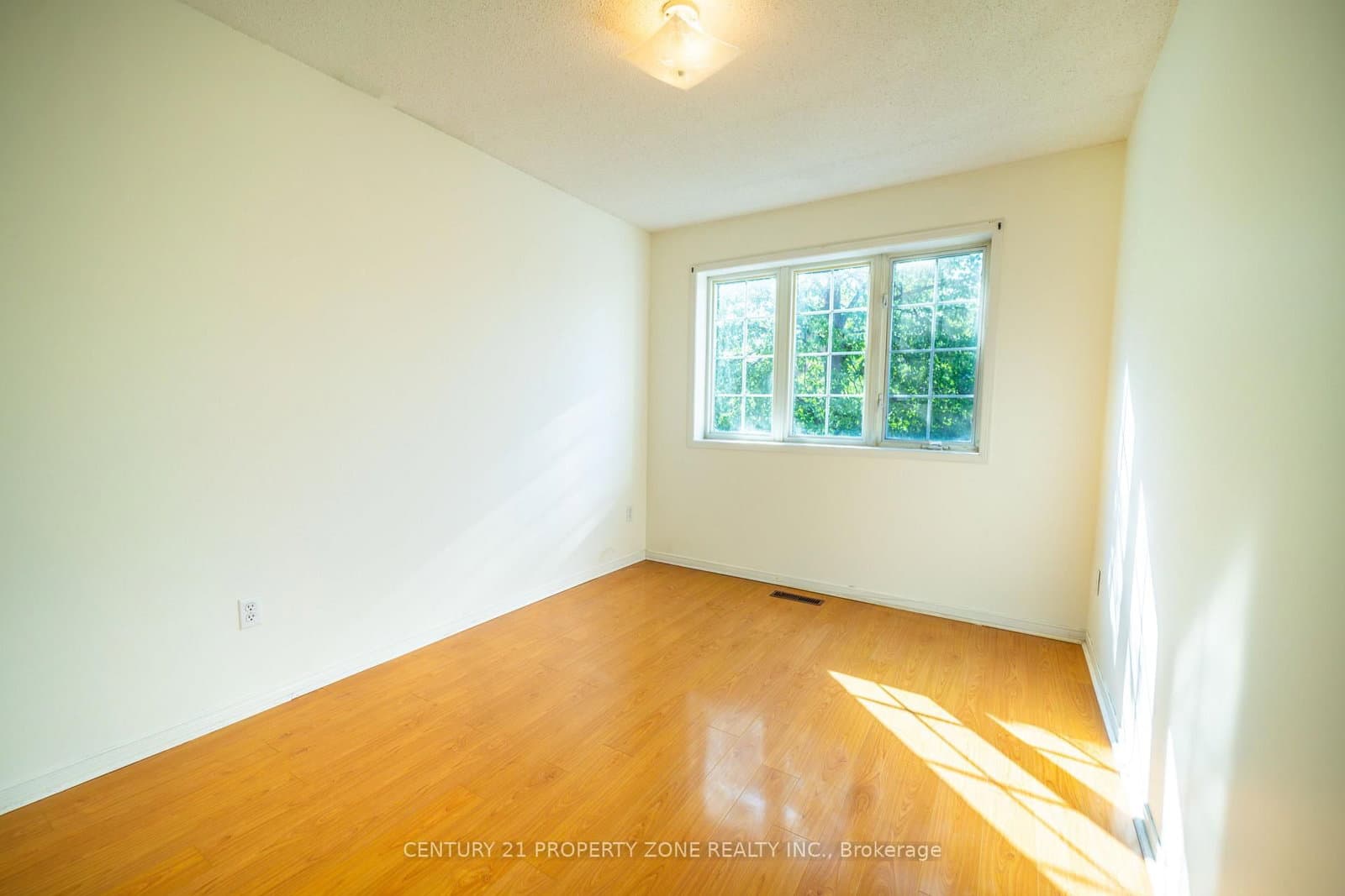 35 Malta Avenue, Unit 49 thumbnail 48