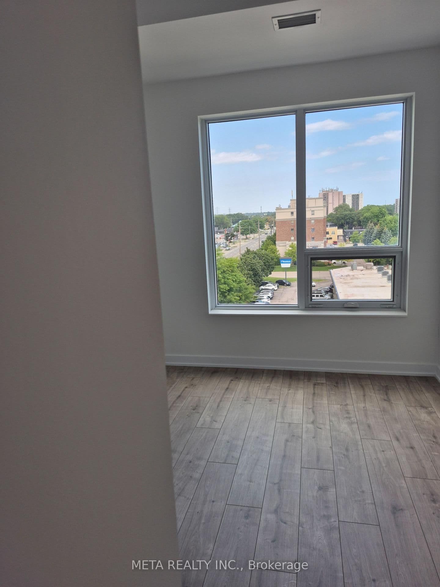 500 Plains Road E, Unit 615 thumbnail 5