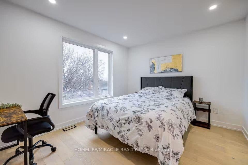 100 Macdonald Street, Unit Main & Upper Level thumbnail 25
