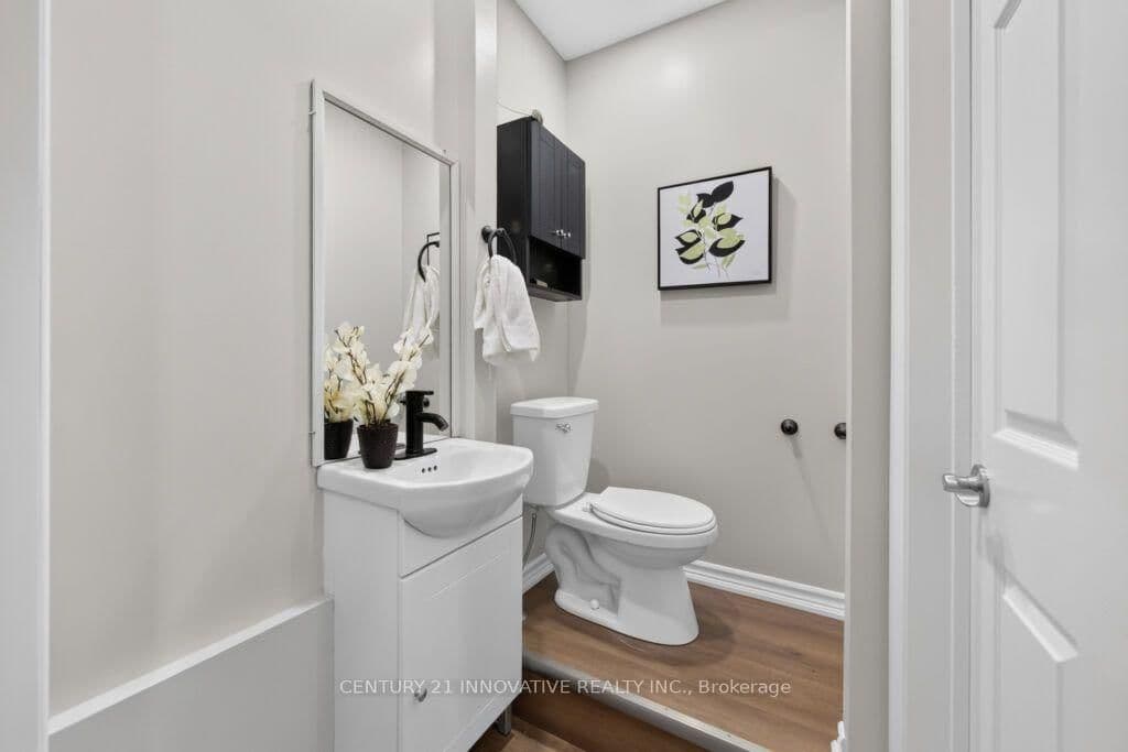 3071 Treadwells Drive, Unit 13 thumbnail 12