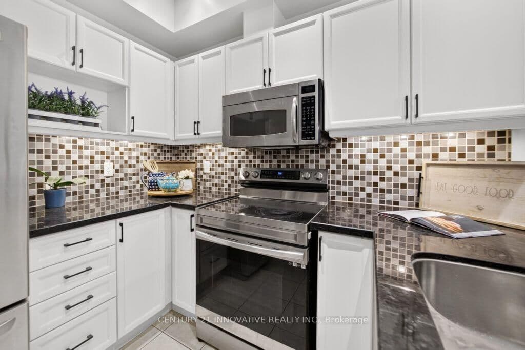 3071 Treadwells Drive, Unit 13 thumbnail 27