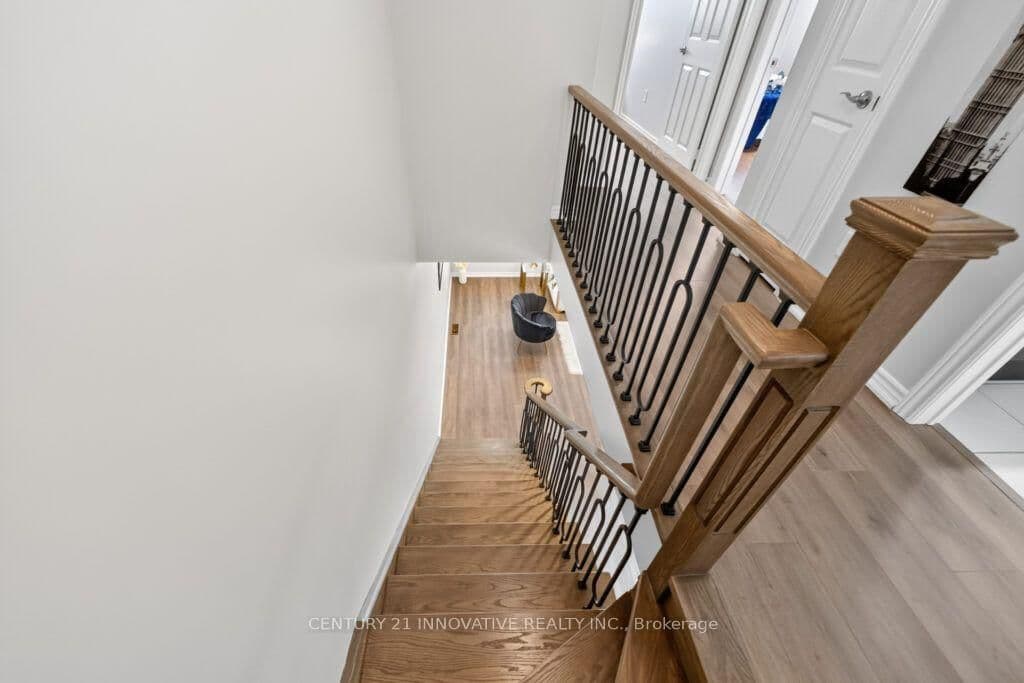 3071 Treadwells Drive, Unit 13 thumbnail 30
