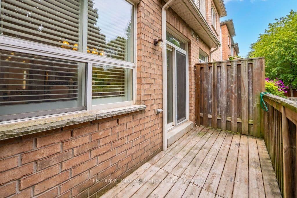 3071 Treadwells Drive, Unit 13 thumbnail 41