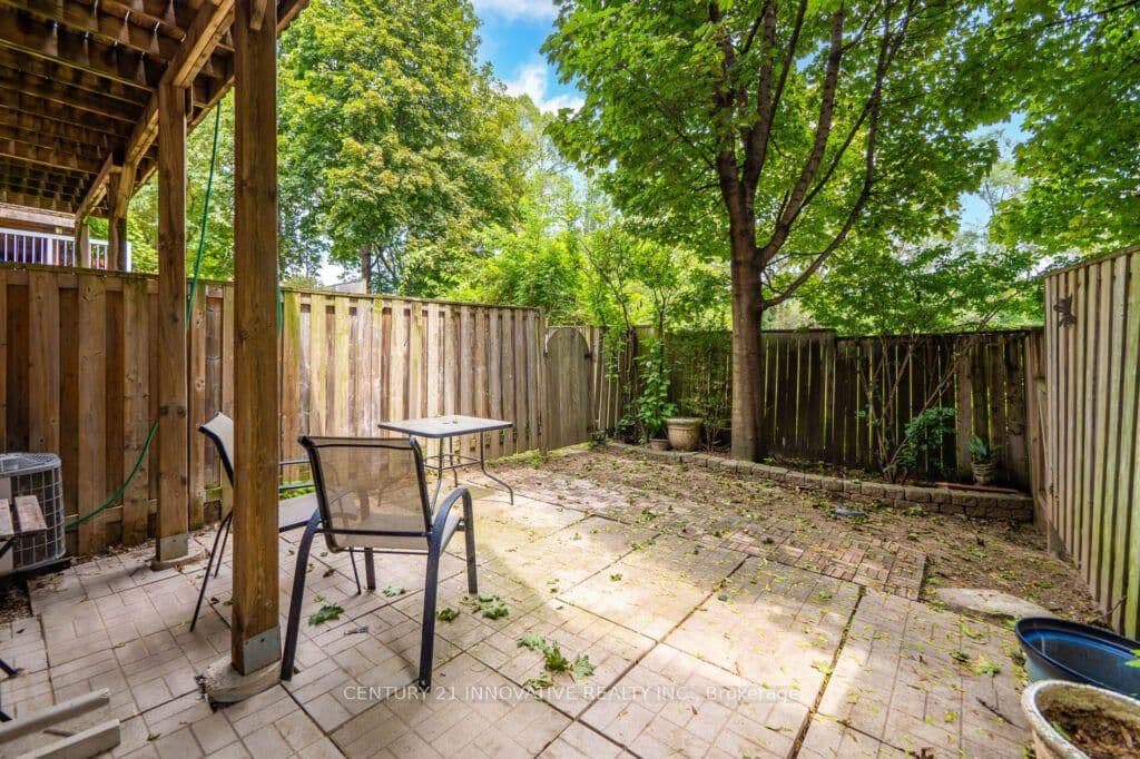 3071 Treadwells Drive, Unit 13 thumbnail 44