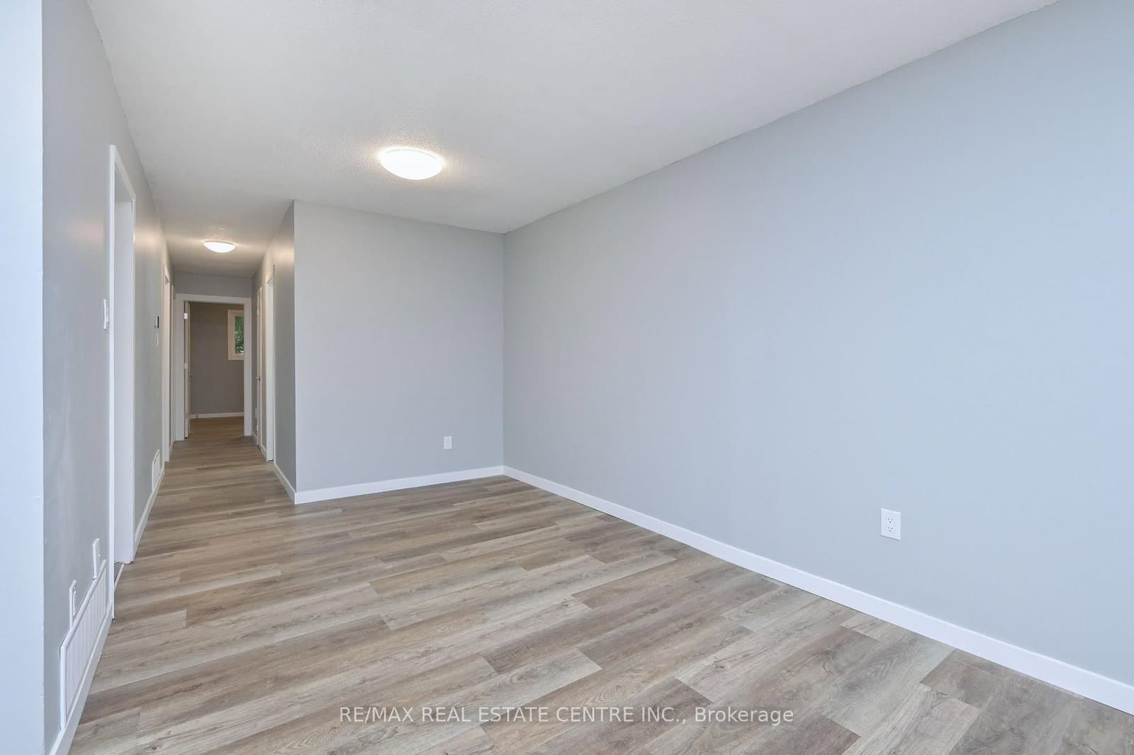 116 Burbank Crescent thumbnail 12