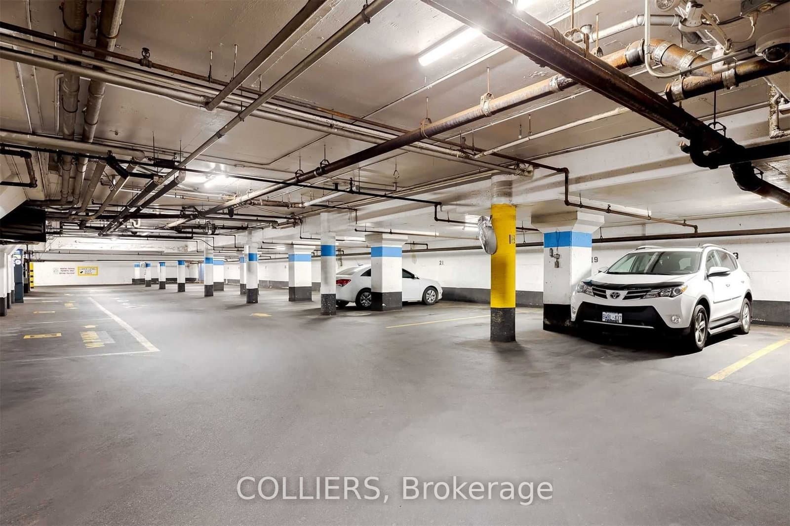 1243 Islington Avenue, Unit 802 thumbnail 2