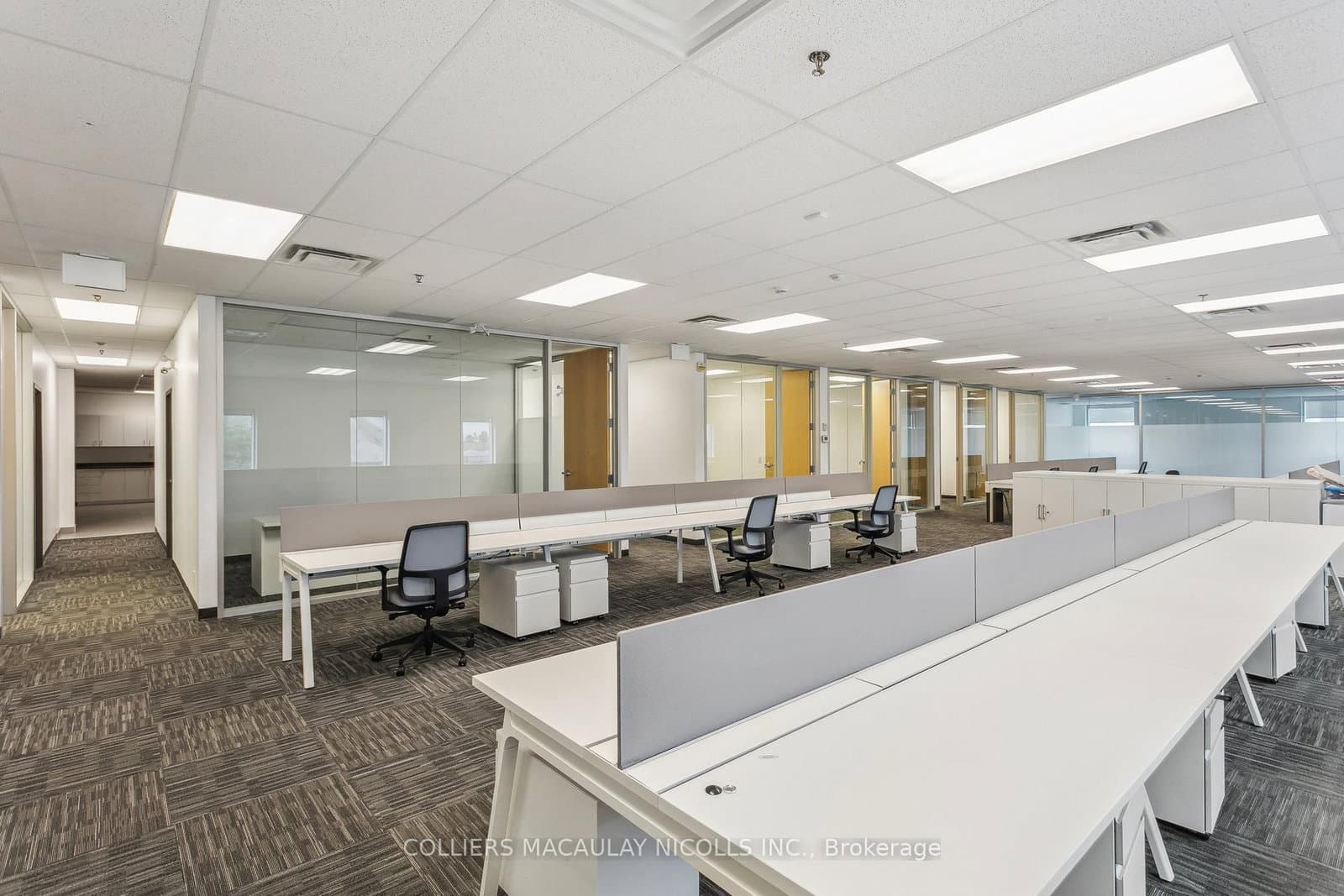 100 Ironside Drive, Unit 2 thumbnail 8