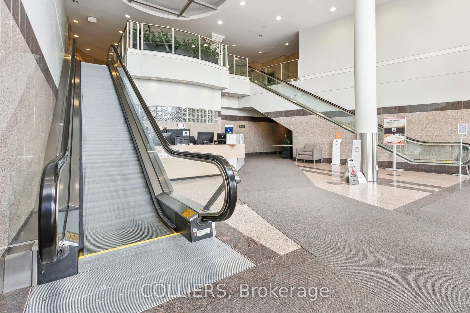 50 Burnhamthorpe Road, Unit 312 thumbnail 5