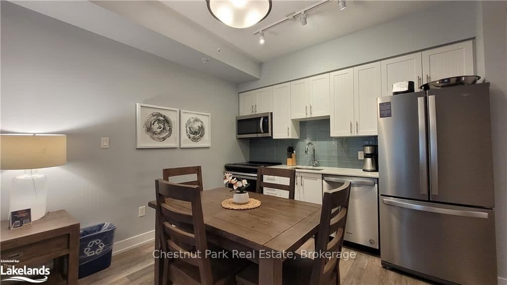 25 Pen Lake Point Road, Unit 330 thumbnail 4