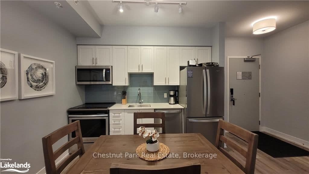 25 Pen Lake Point Road, Unit 330 thumbnail 5