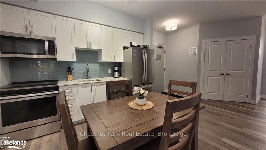 25 Pen Lake Point Road, Unit 330 thumbnail 8