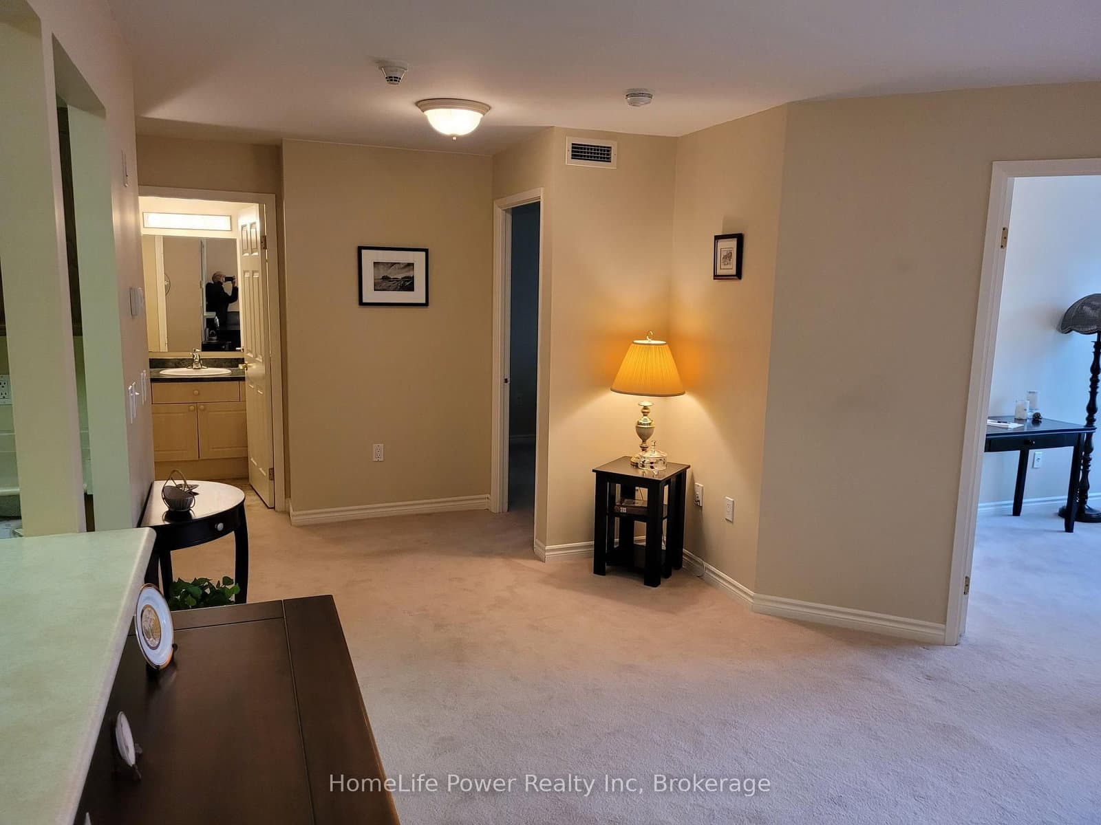 20 ST GEORGE Street, Unit 208 thumbnail 25