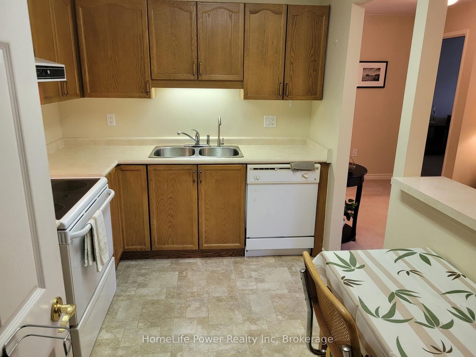 20 ST GEORGE Street, Unit 208 thumbnail 26