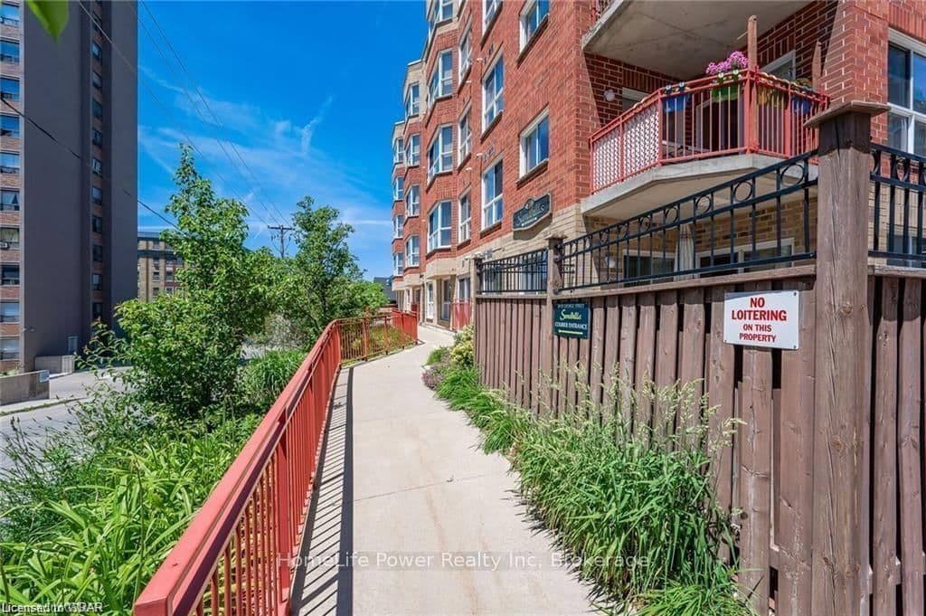 20 ST GEORGE Street, Unit 208 thumbnail 41