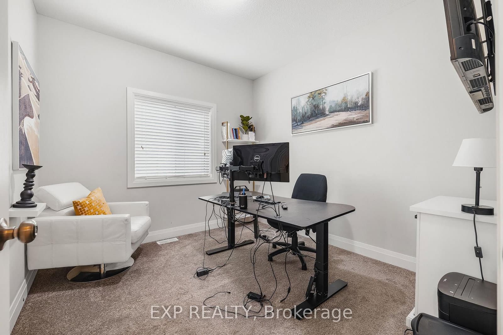 346 Moorlands Crescent thumbnail 21