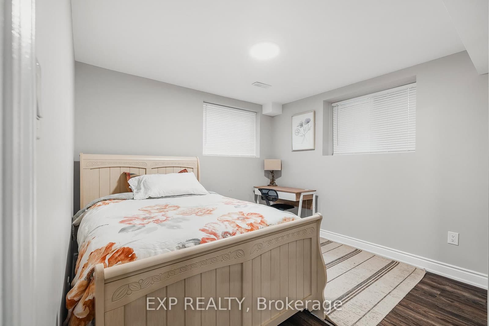 346 Moorlands Crescent thumbnail 31