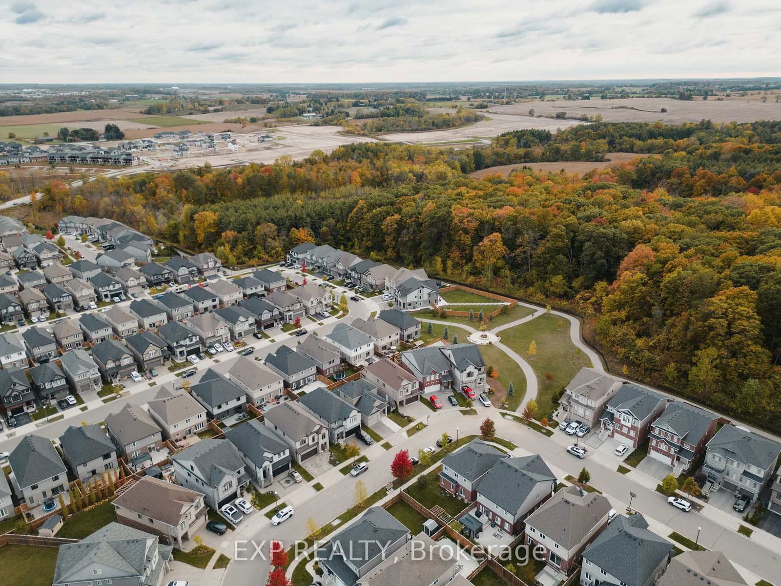 346 Moorlands Crescent thumbnail 37